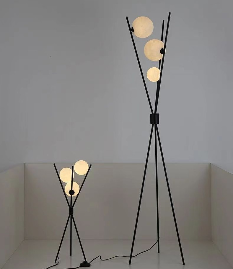 Светильник торшер DZN-10964 ЧЕРНЫЙ ` D370/H1650/3/G9/15W GRAPE